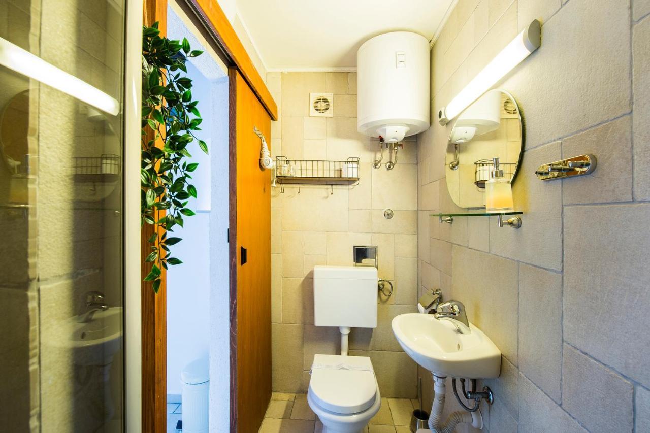 Apartments Leticia Сплит Экстерьер фото